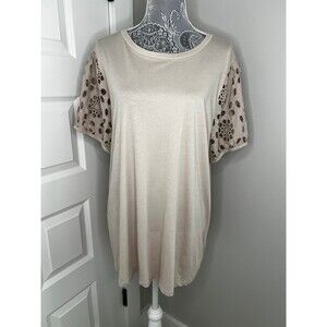 Torrid Beige Puffy Crochet Sleeve Blouse Top size 1 1X